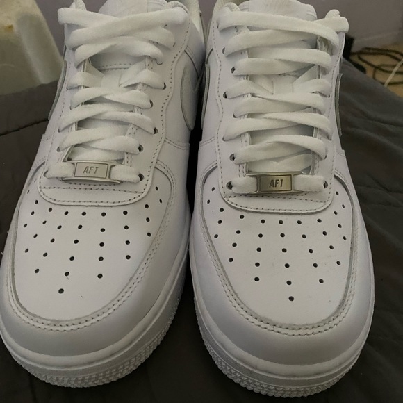 NIKE Air Force NWOB 9.5 womens - Picture 2 of 3